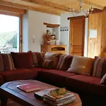 ベッド・アンド・ブレックファスト De La Pommeraie 3*