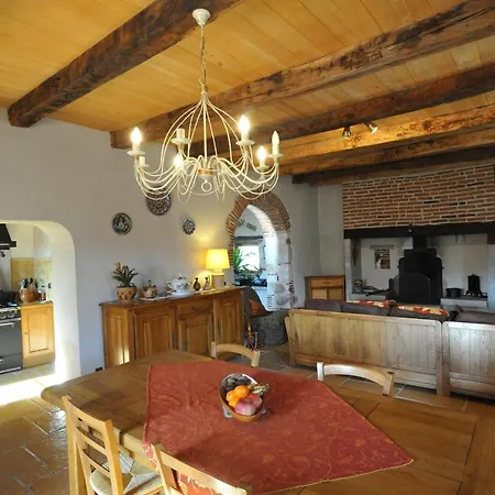 De La Pommeraie Bed & Breakfast *