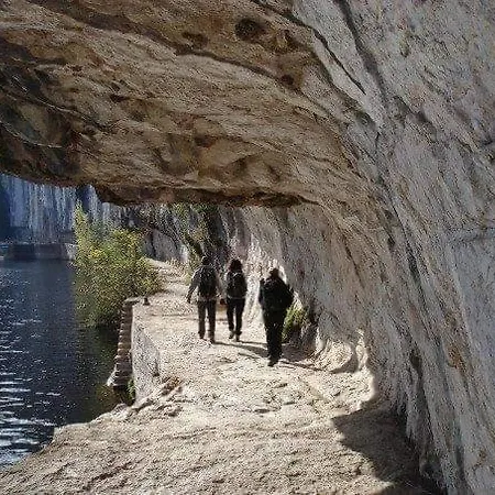 De La Pommeraie Couette-café 3*