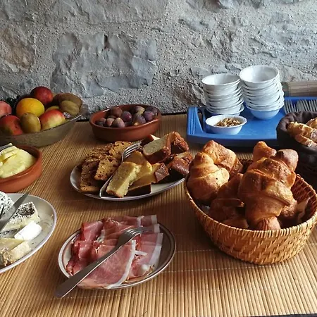 De La Pommeraie Bed & Breakfast Saint-Gery (Lot)