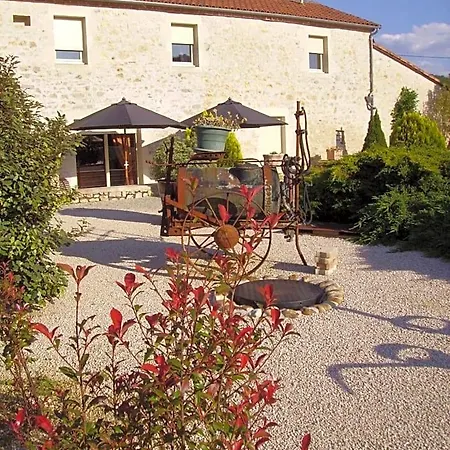 Bed and breakfast De La Pommeraie 3*