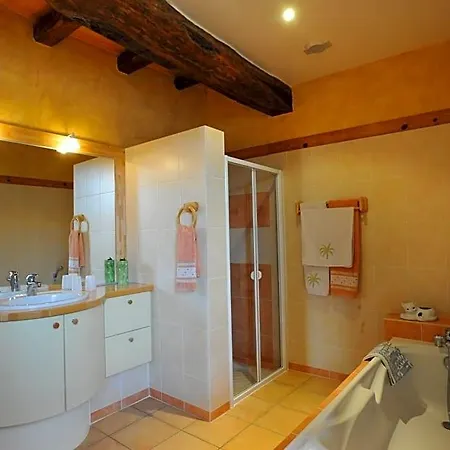 De La Pommeraie Bed and breakfast 3*