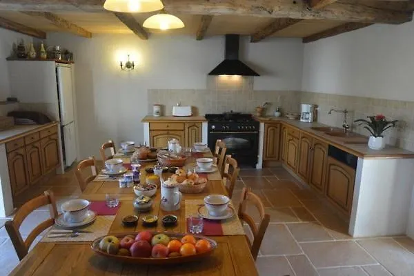 De La Pommeraie Bed & Breakfast 3*