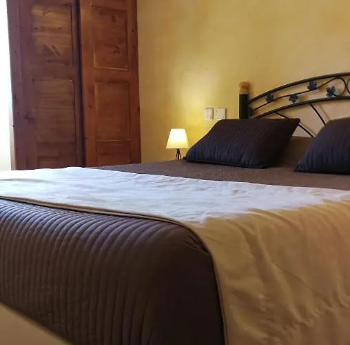 Bed & Breakfast De La Pommeraie 3*