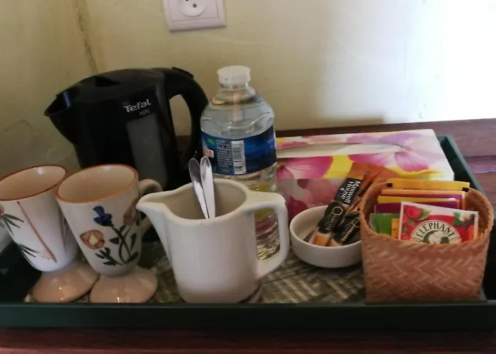 Bed & Breakfast De La Pommeraie 3*